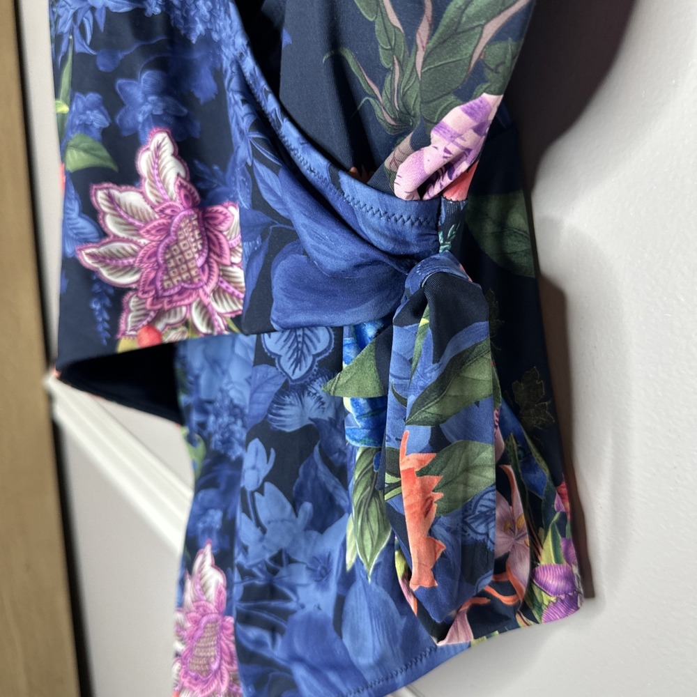 Johnny Was wrap one piece women's swimsuit size Medium Tropical Floral Navy - Picture 4 of 9